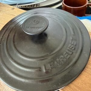 Le Creuset Black Enameled Cast Iron Dutch Oven Lid with Knob #18 France